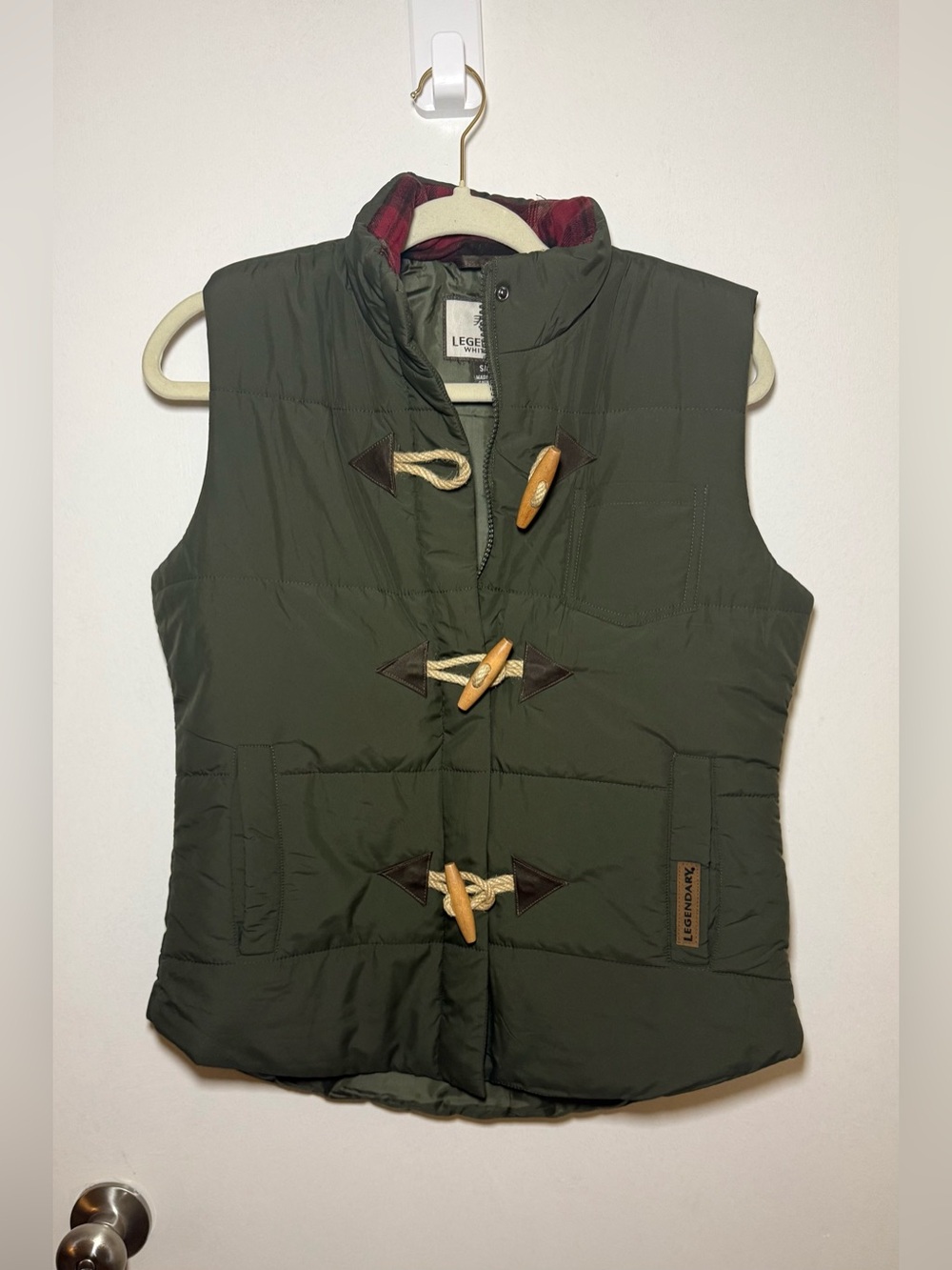 Legendary Whitetails Women's Green Puffer Vest Full Zip Toggle Stand-Up Collar S